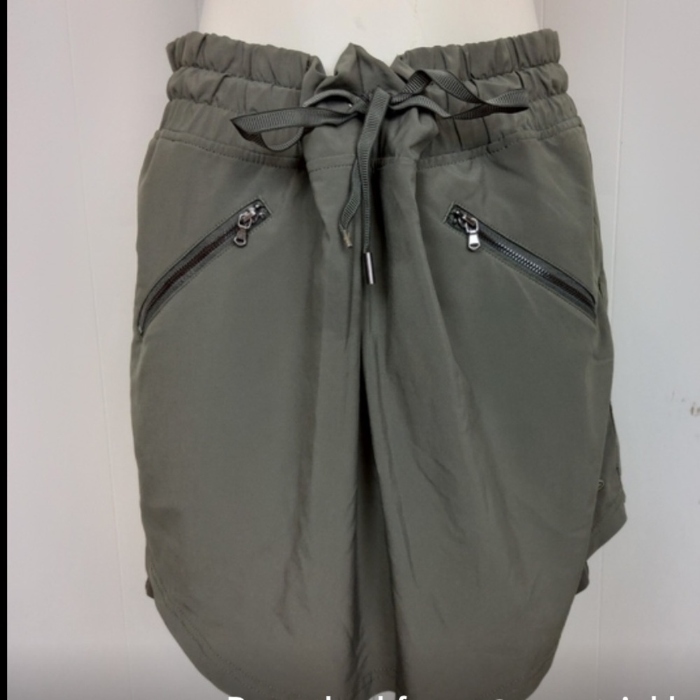 Champion Sz XL Running Tennis Golf Athletic Skirt